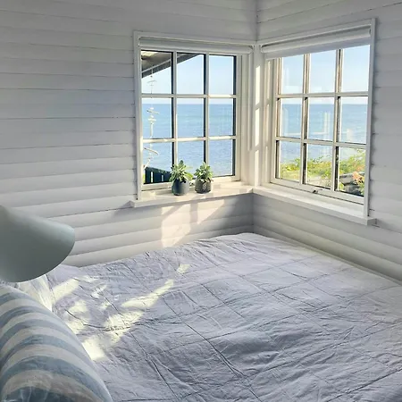 Holiday home Breathtaking Sea View At Dinestrup Ullerslev