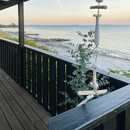 Hébergement de vacances Breathtaking Sea View At Dinestrup Ullerslev