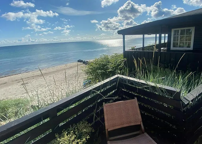 Holiday home Breathtaking Sea View At Dinestrup *