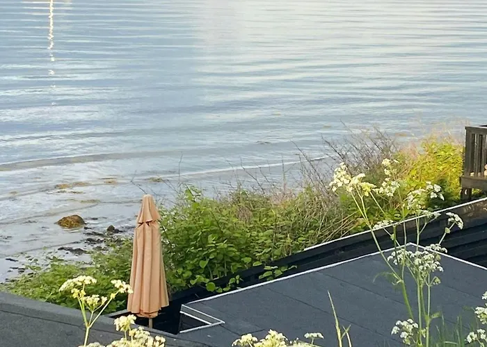 Breathtaking Sea View At Dinestrup *